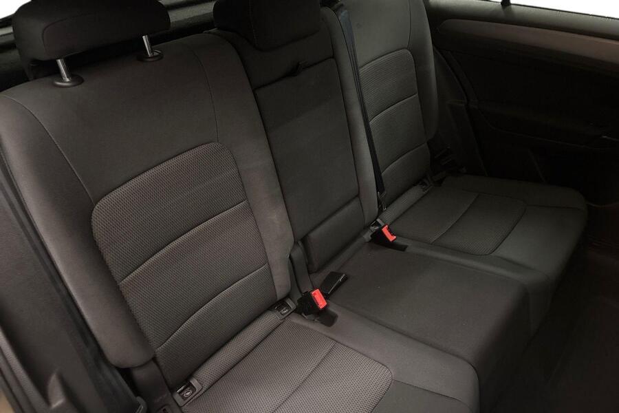 Volkswagen Golf Sportsvan vaihtoauto