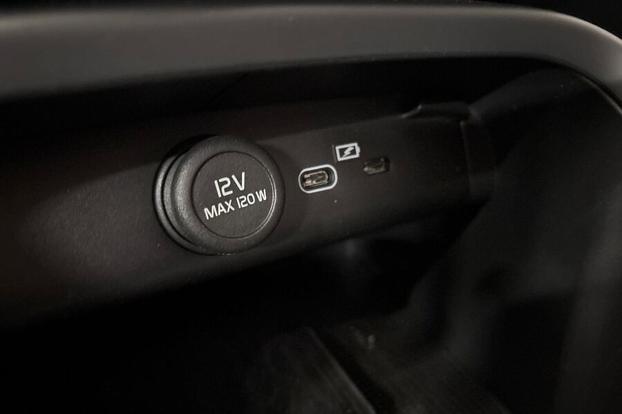 Volvo C40 vaihtoauto