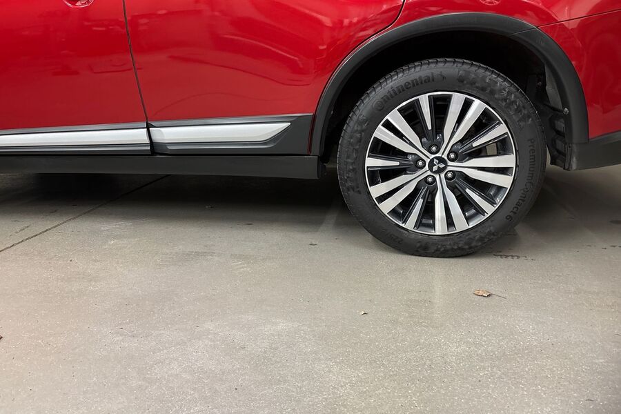 Mitsubishi Outlander vaihtoauto