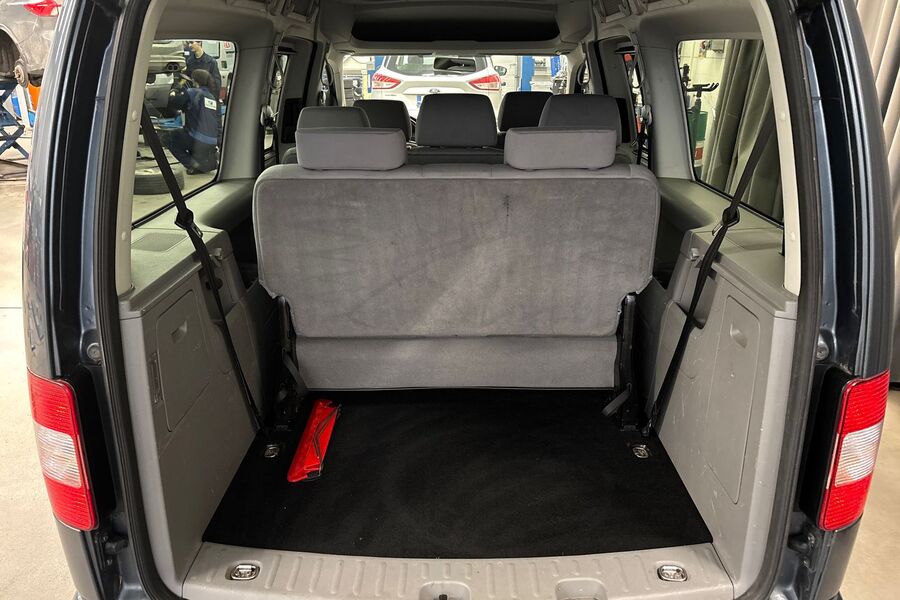 Volkswagen Caddy Maxi vaihtoauto