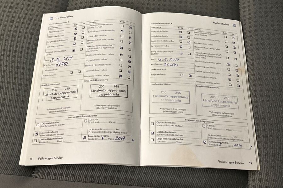 Volkswagen Caddy Maxi vaihtoauto