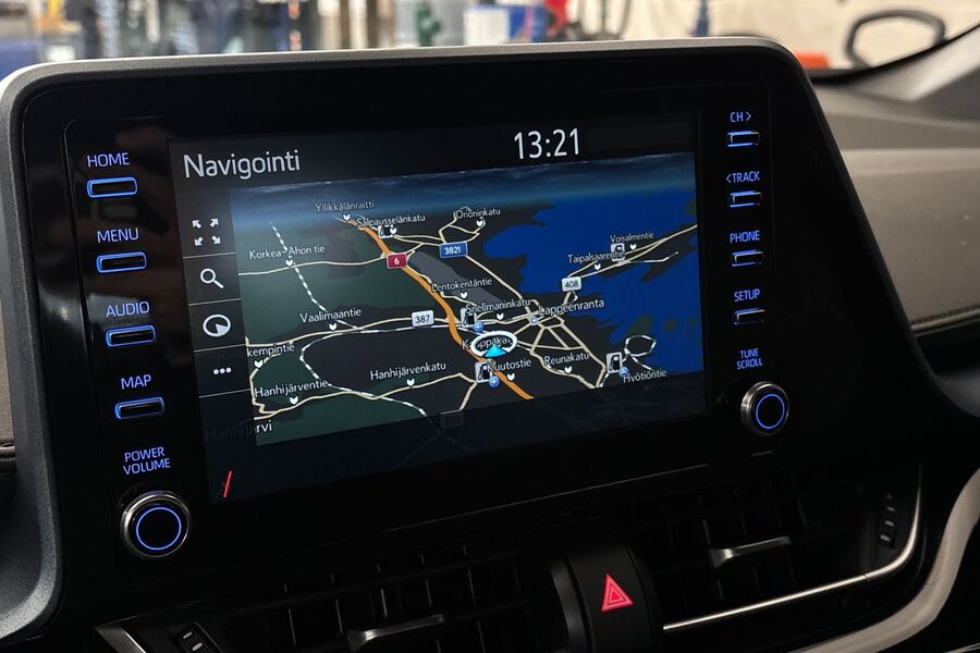 Toyota C-HR vaihtoauto