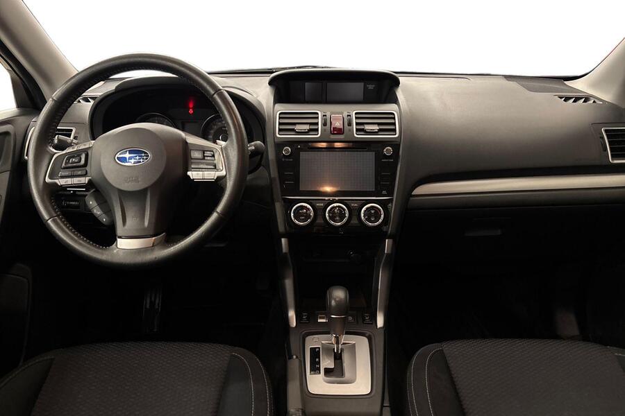 Subaru Forester vaihtoauto