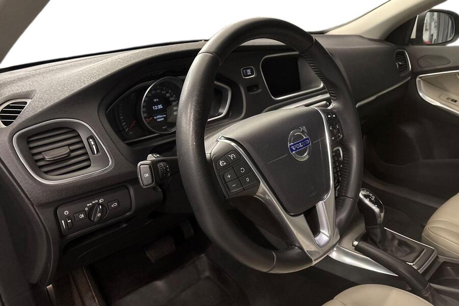 Volvo V40 vaihtoauto