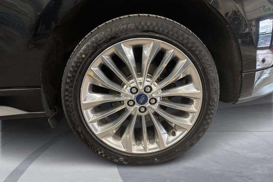 Ford Edge vaihtoauto