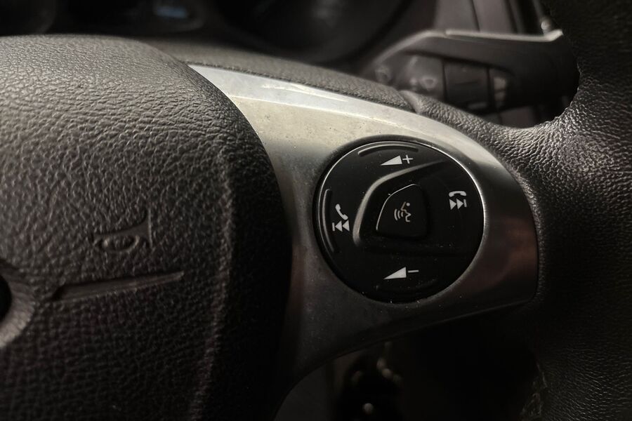 Ford Transit Connect vaihtoauto