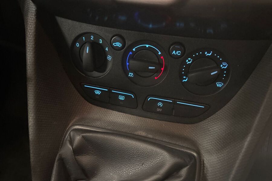 Ford Transit Connect vaihtoauto