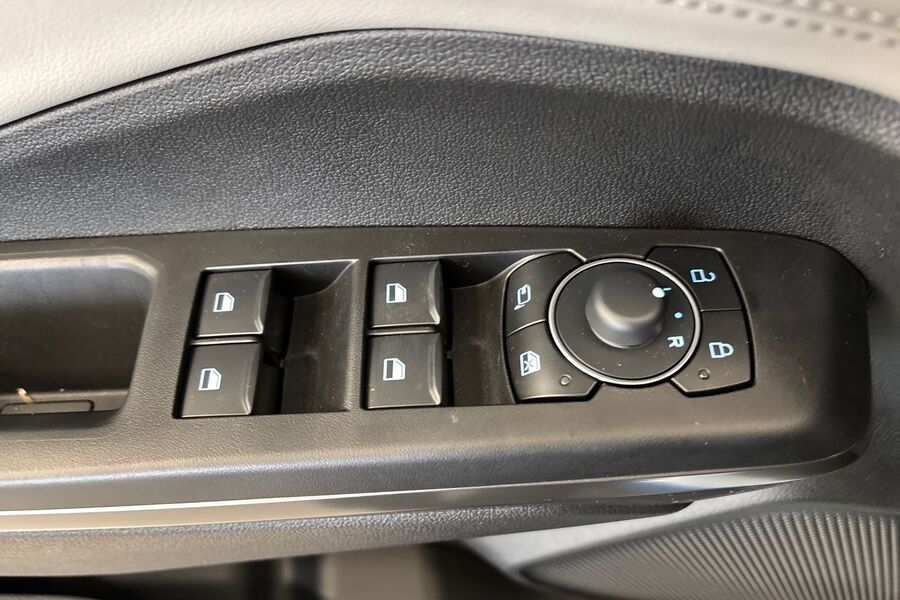 Ford Puma Gen-E vaihtoauto