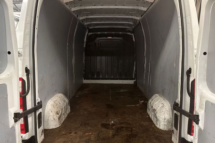 Opel Movano vaihtoauto