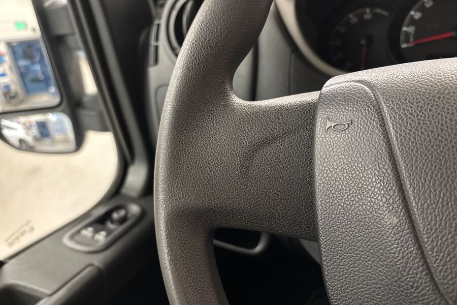 Opel Movano vaihtoauto