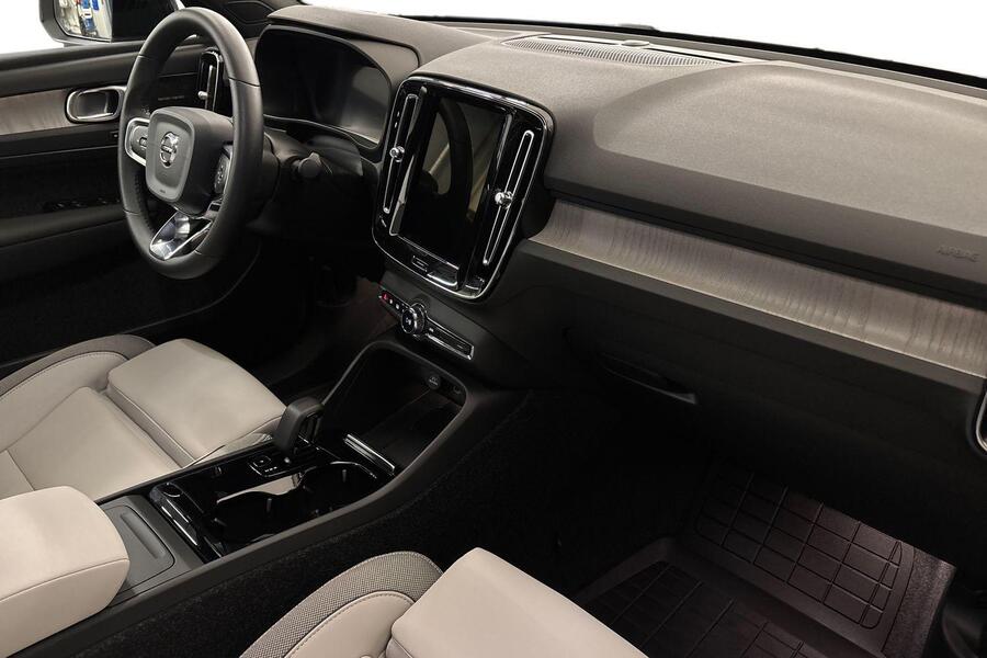 Volvo EC40 vaihtoauto