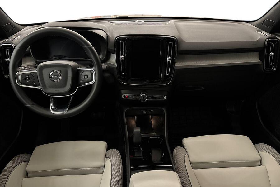 Volvo EC40 vaihtoauto