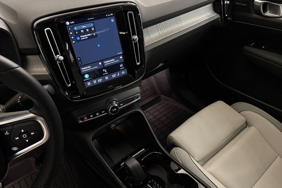 Volvo EC40 vaihtoauto