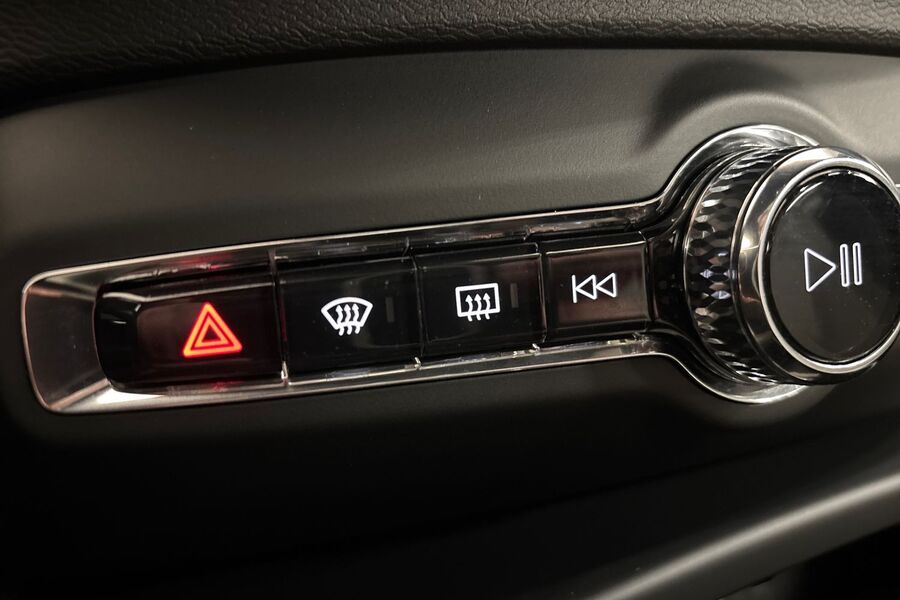 Volvo EC40 vaihtoauto