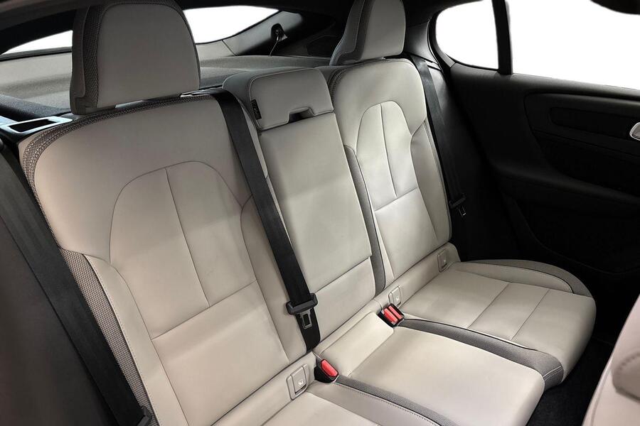 Volvo EC40 vaihtoauto