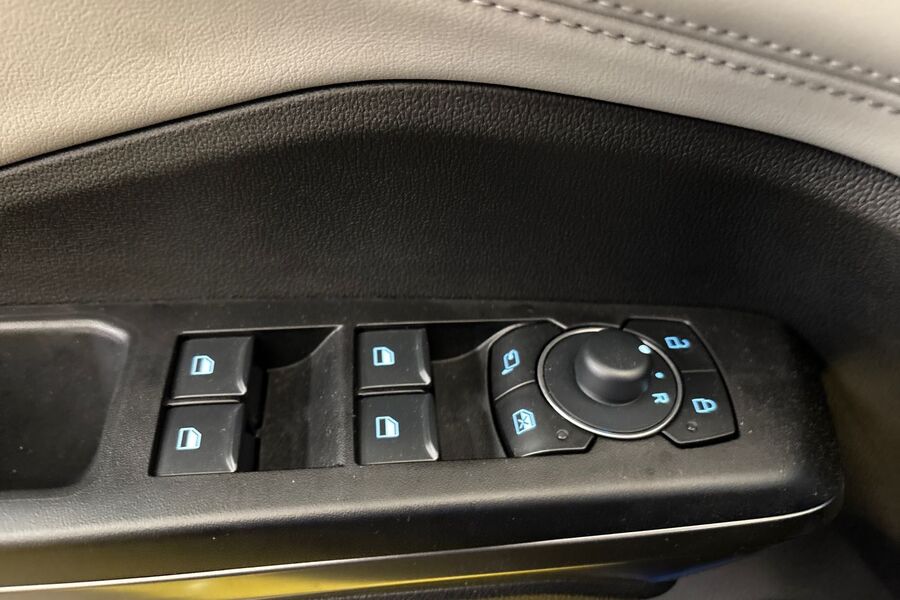 Ford Puma Gen-E vaihtoauto