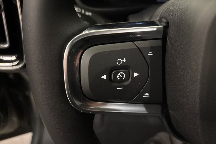 Volvo EX40 vaihtoauto