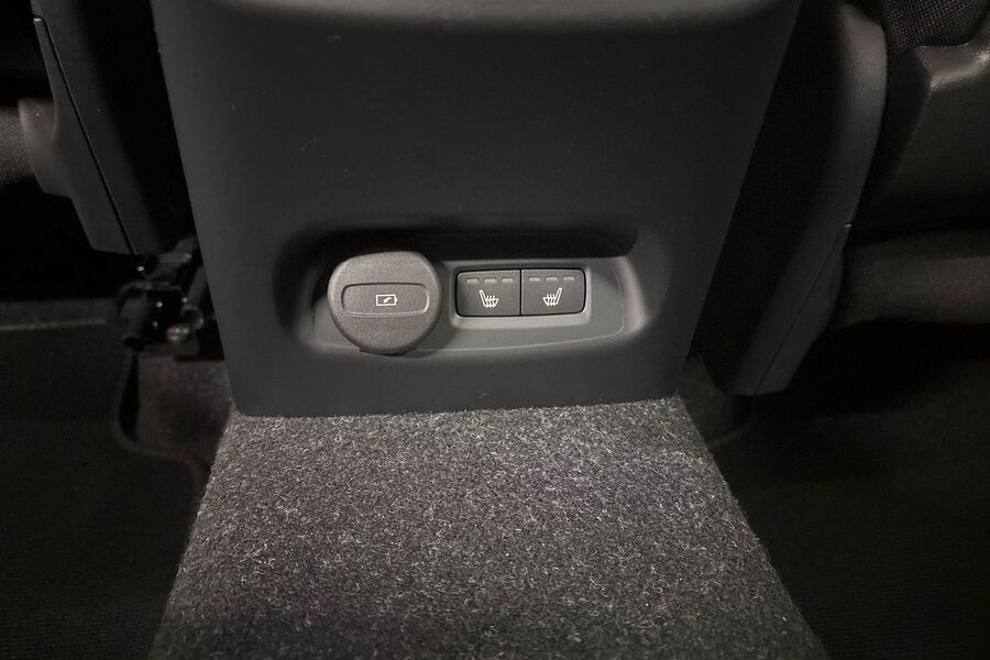 Volvo EX40 vaihtoauto