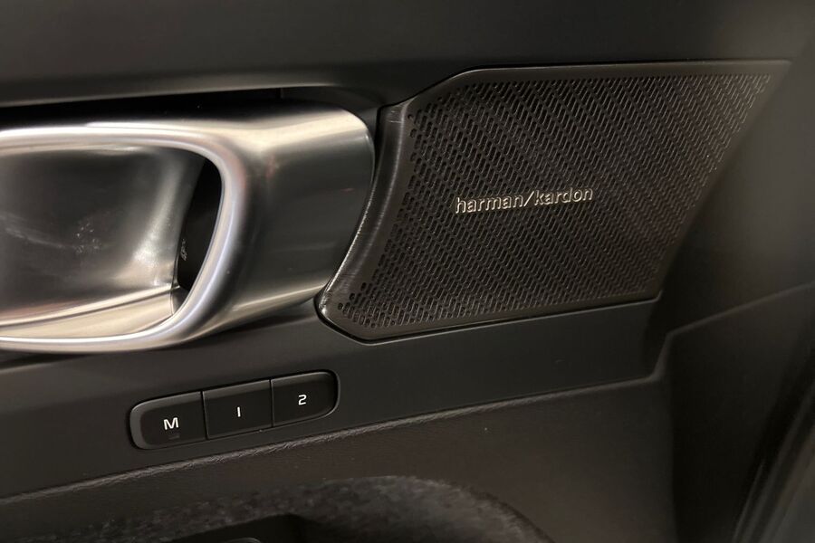 Volvo EX40 vaihtoauto