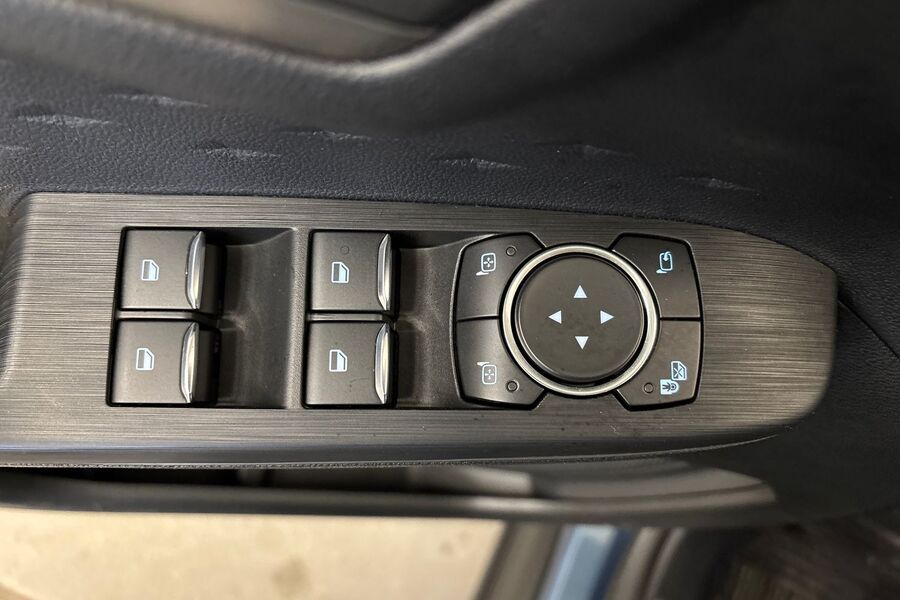 Ford Kuga vaihtoauto