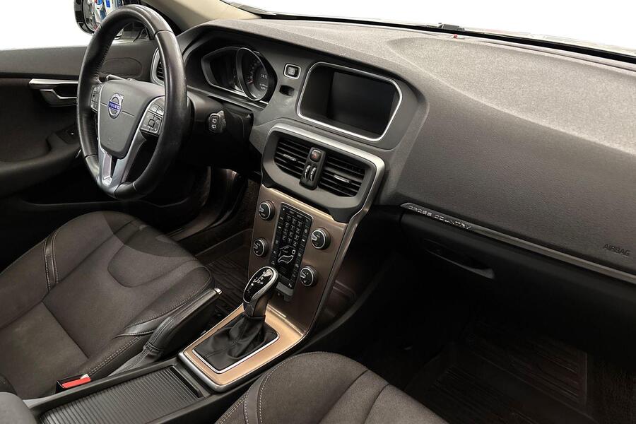 Volvo V40 Cross Country vaihtoauto