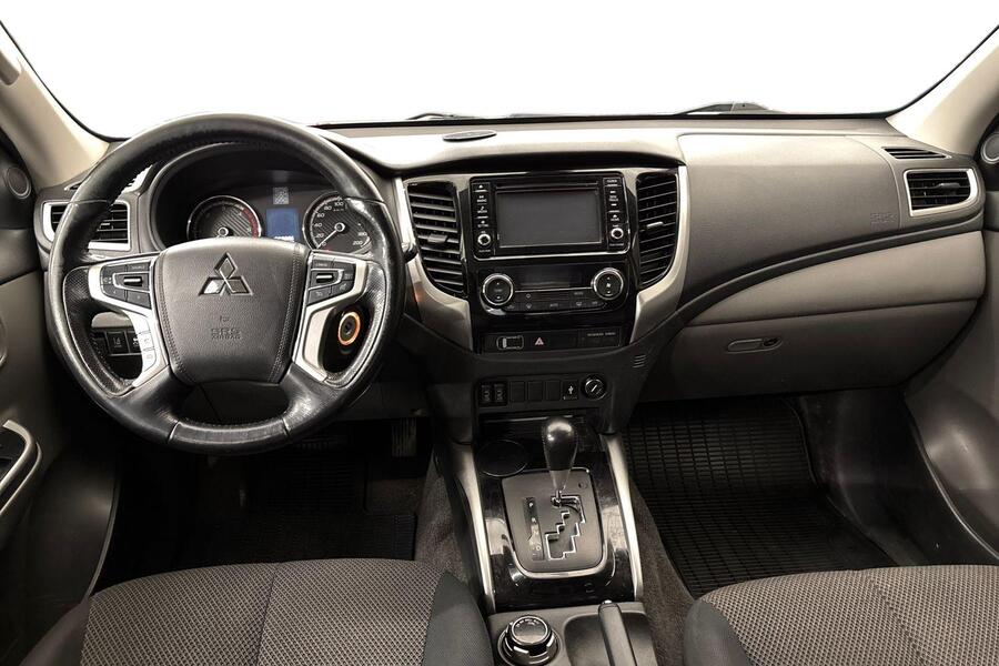 Mitsubishi L200 vaihtoauto