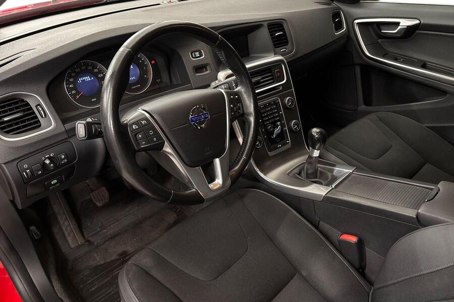 Volvo V60 vaihtoauto