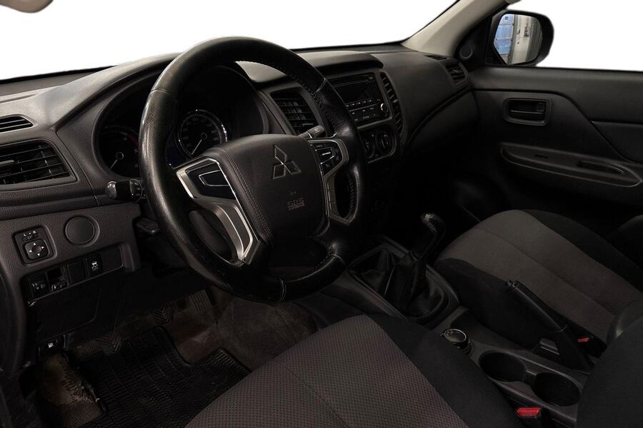 Mitsubishi L200 vaihtoauto