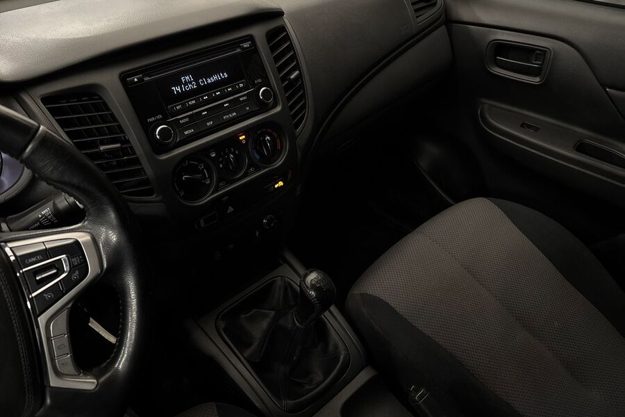 Mitsubishi L200 vaihtoauto