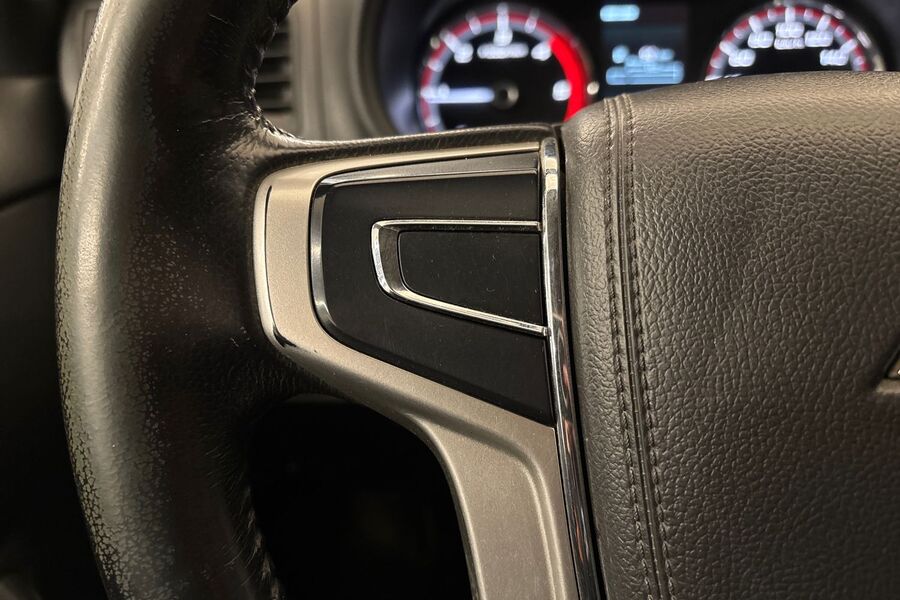 Mitsubishi L200 vaihtoauto