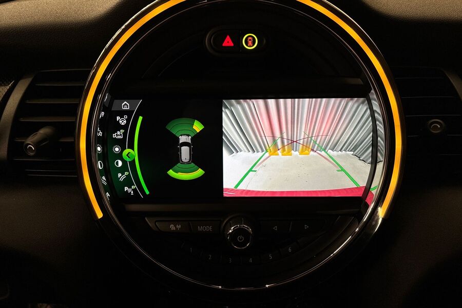 Mini Hatchback vaihtoauto