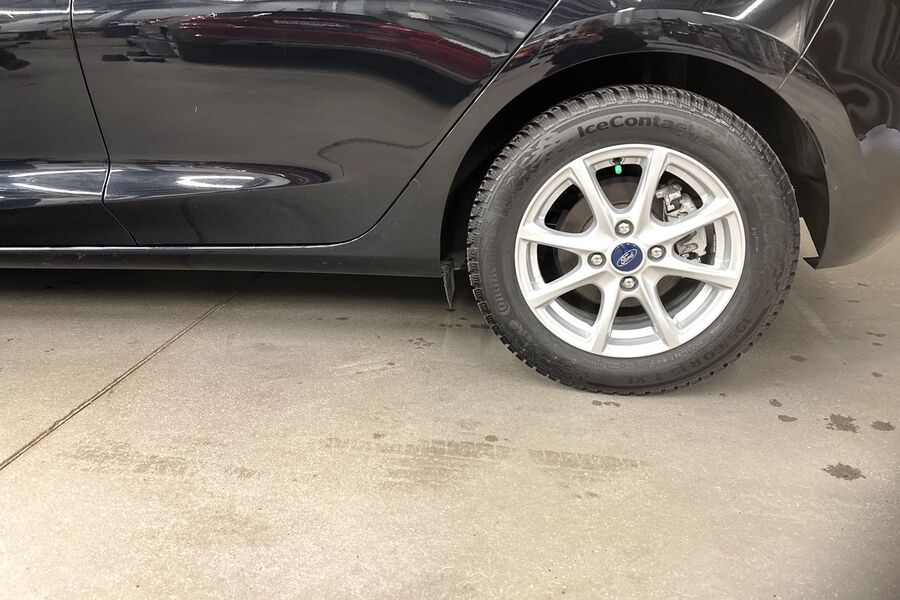 Ford Fiesta vaihtoauto