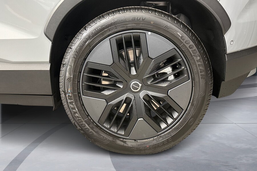 Volvo EX30 Cross Country vaihtoauto