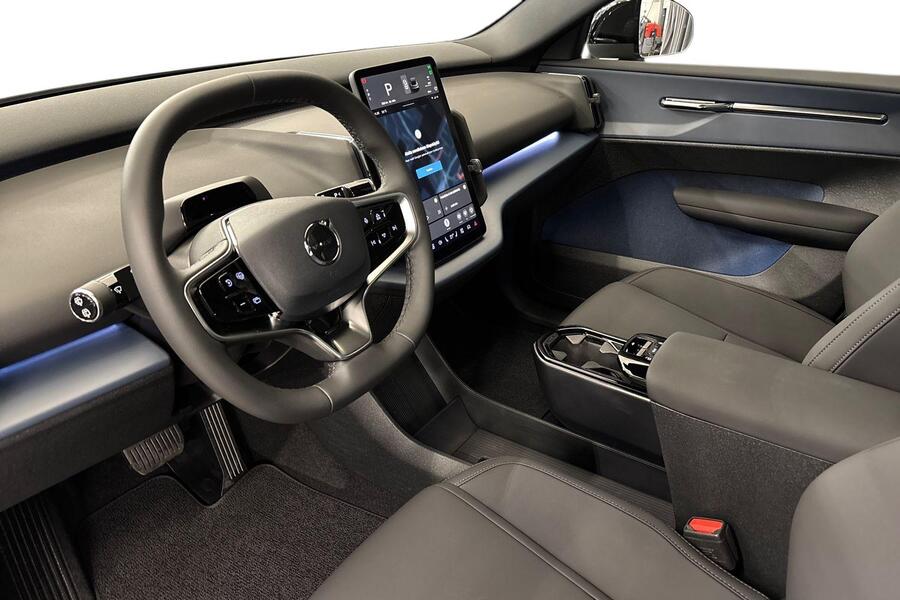 Volvo EX30 Cross Country vaihtoauto