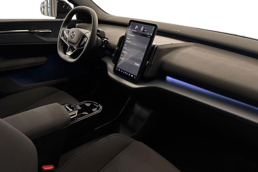 Volvo EX30 Cross Country vaihtoauto