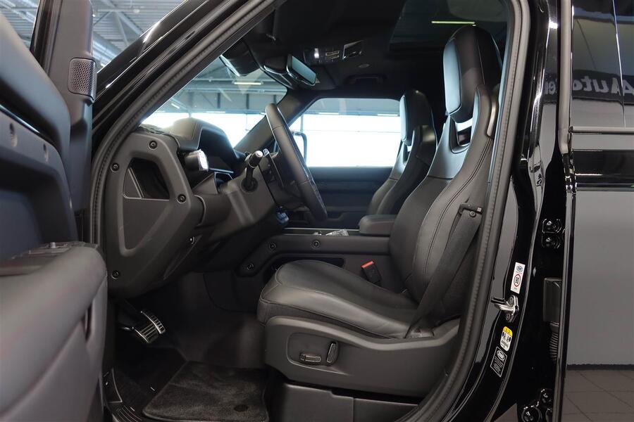 Land Rover Defender vaihtoauto