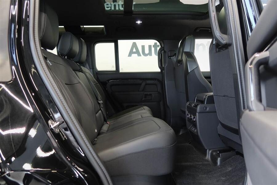 Land Rover Defender vaihtoauto