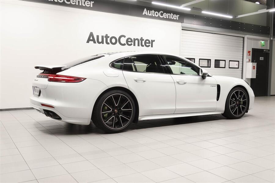 Porsche Panamera vaihtoauto