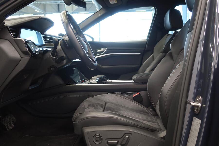 Audi Q8 e-tron vaihtoauto