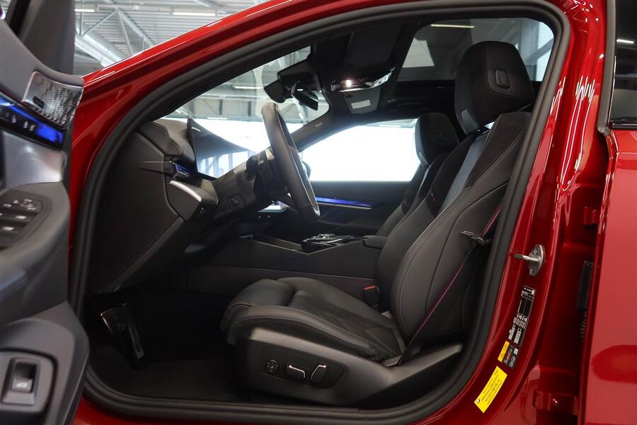 BMW i5 M60 vaihtoauto