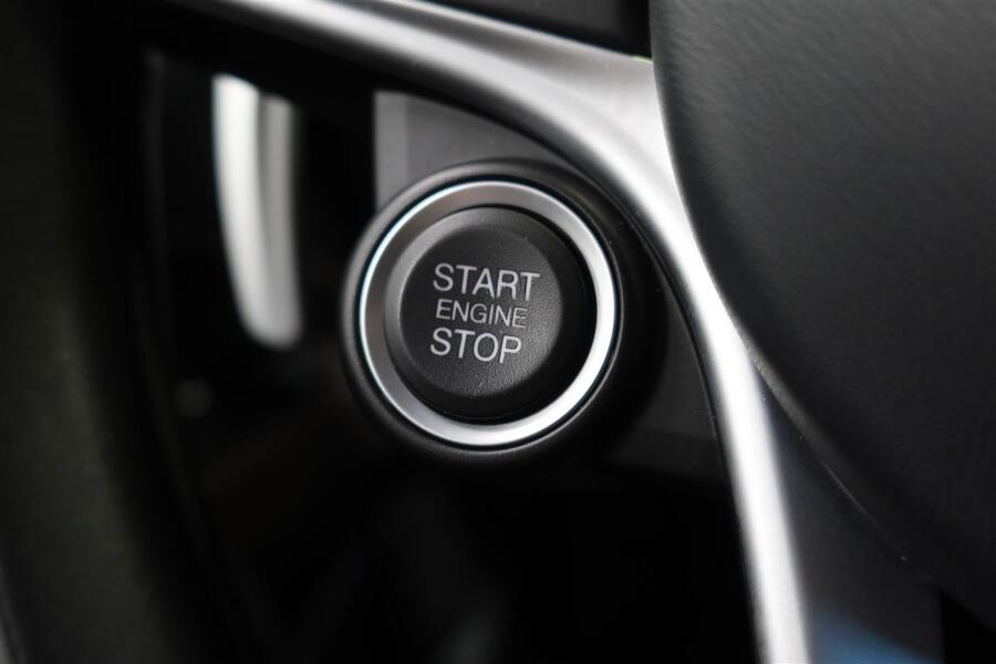 Alfa Romeo Stelvio vaihtoauto