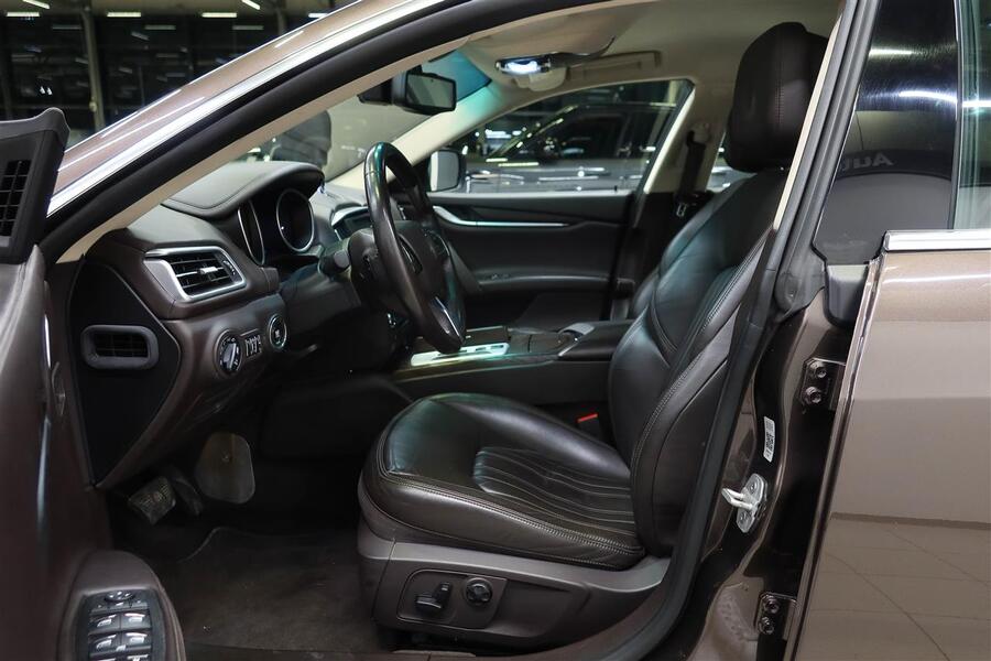 Maserati Ghibli vaihtoauto