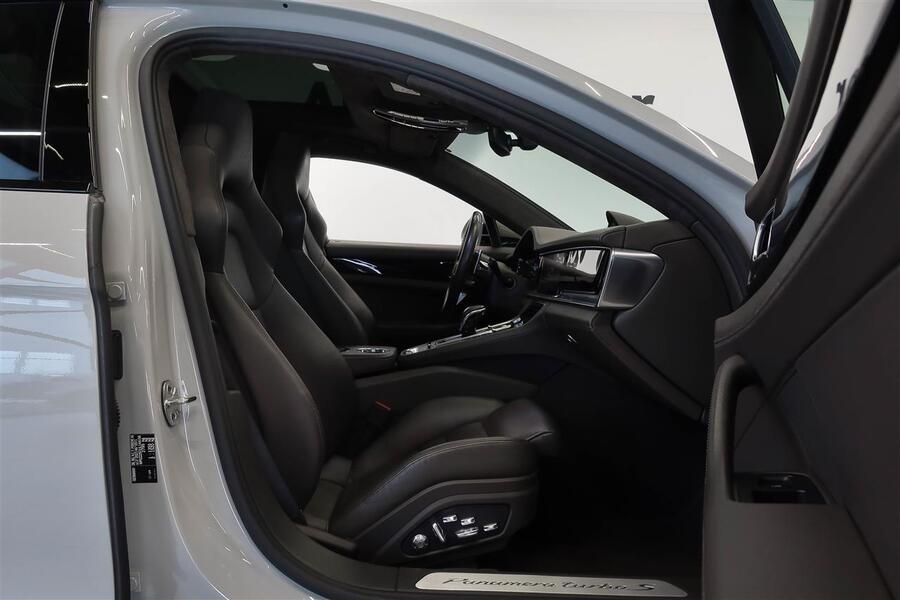 Porsche Panamera vaihtoauto