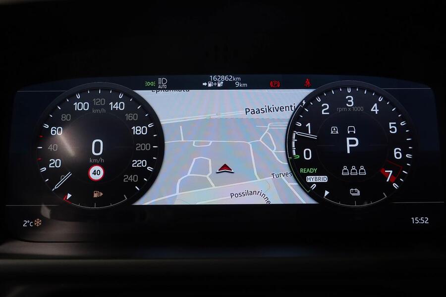 Land Rover Defender vaihtoauto