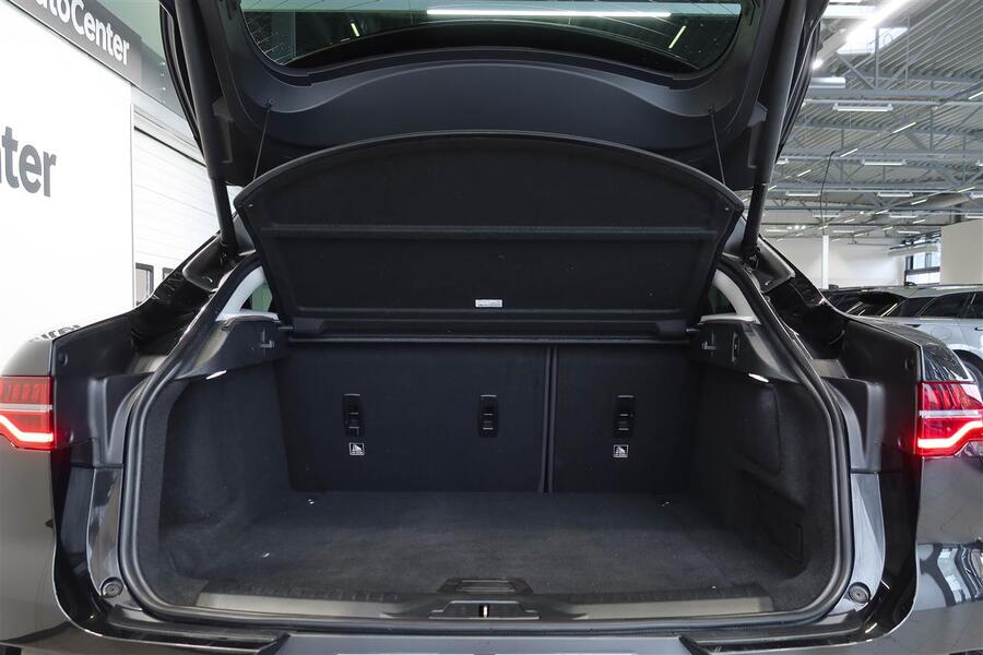 Jaguar I-PACE vaihtoauto