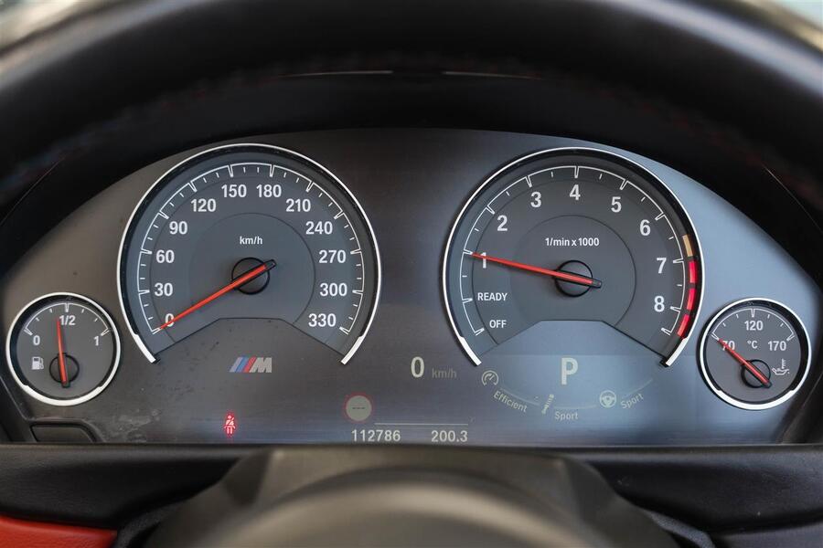 BMW M4 vaihtoauto