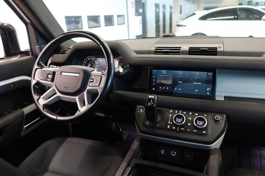 Land Rover Defender vaihtoauto