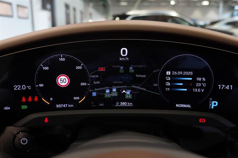 Porsche Taycan vaihtoauto