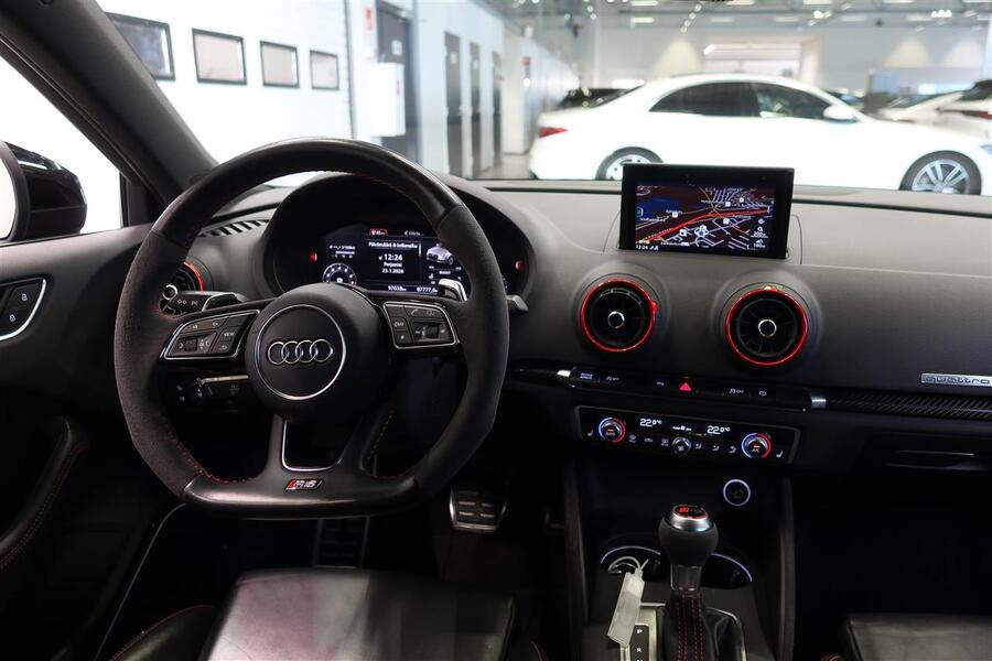 Audi RS3 vaihtoauto