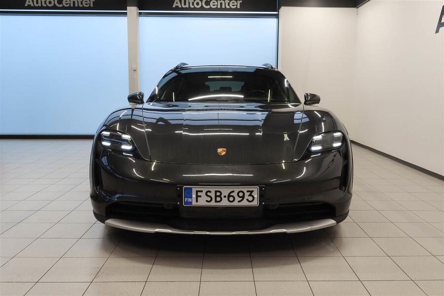 Porsche Taycan vaihtoauto